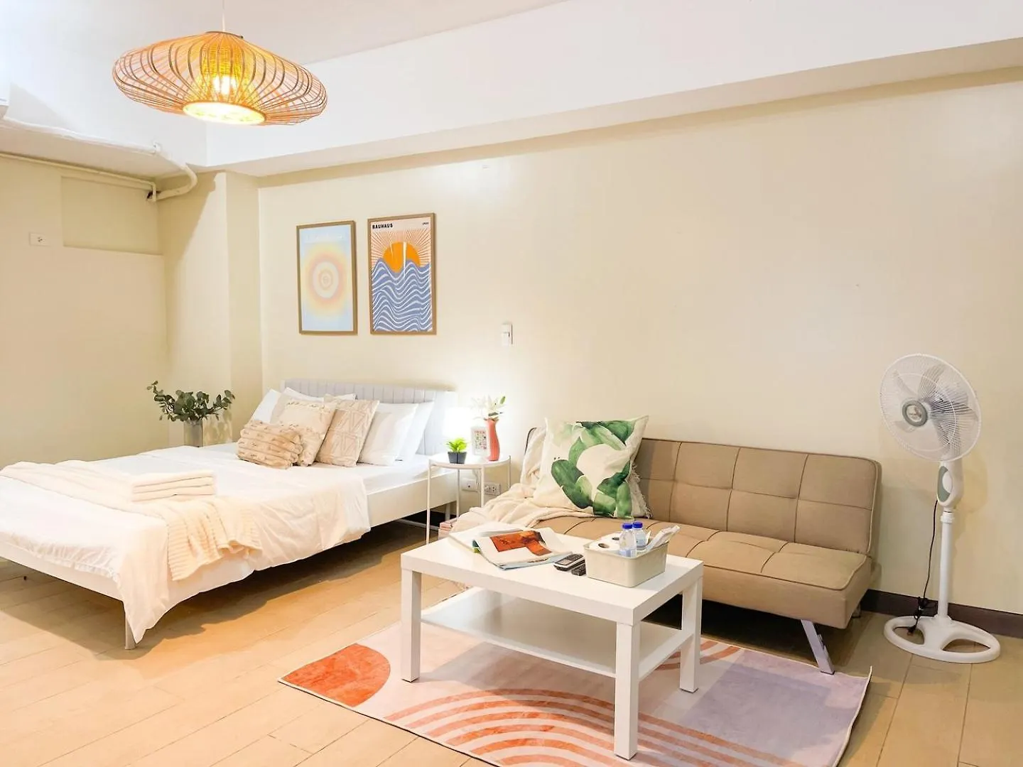 Elegant Bgc Condo Beside Venice Mall #Vlrtc27E Manila 0*,