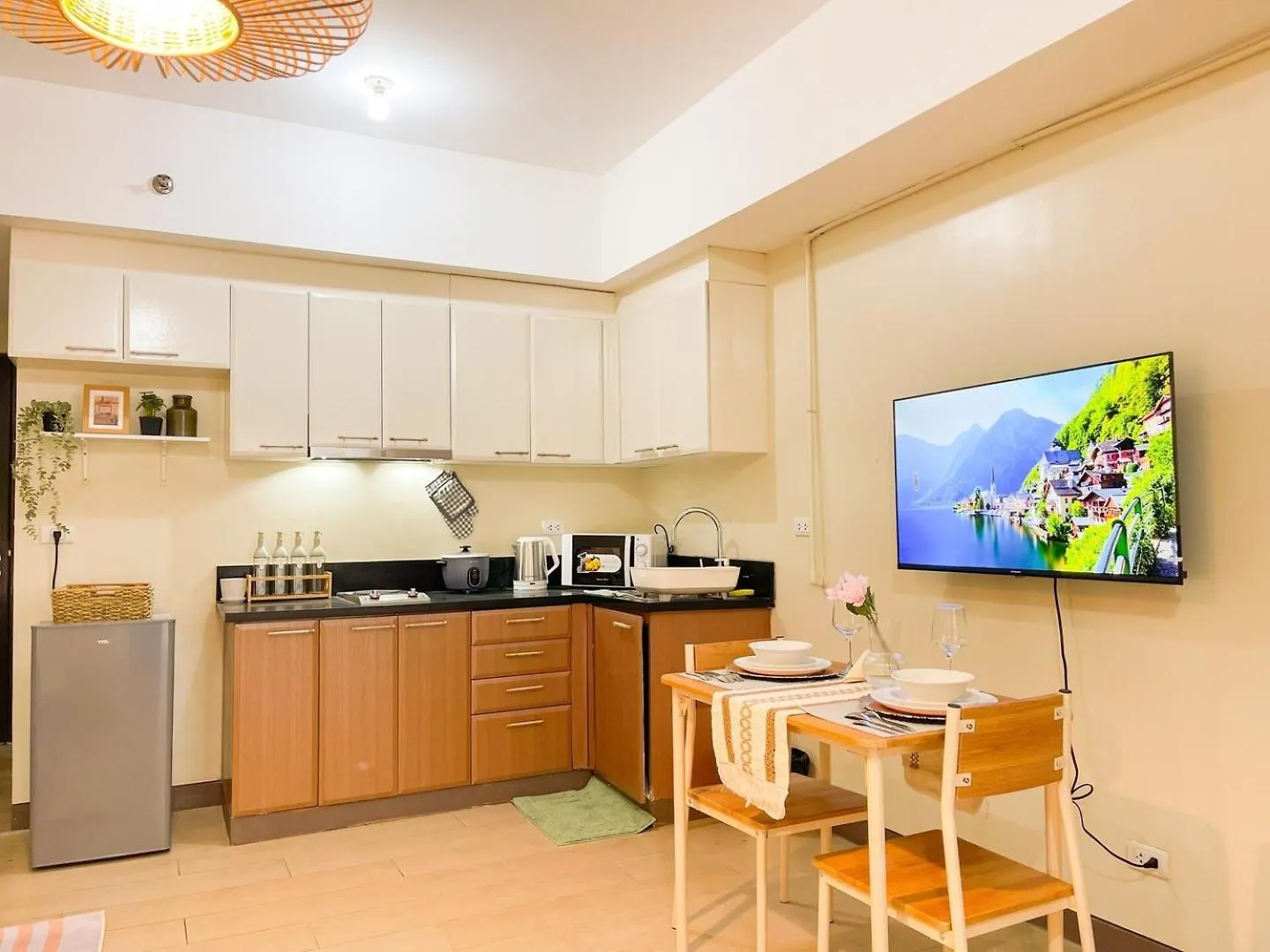 Elegant Bgc Condo Beside Venice Mall #Vlrtc27E Manila 0*,